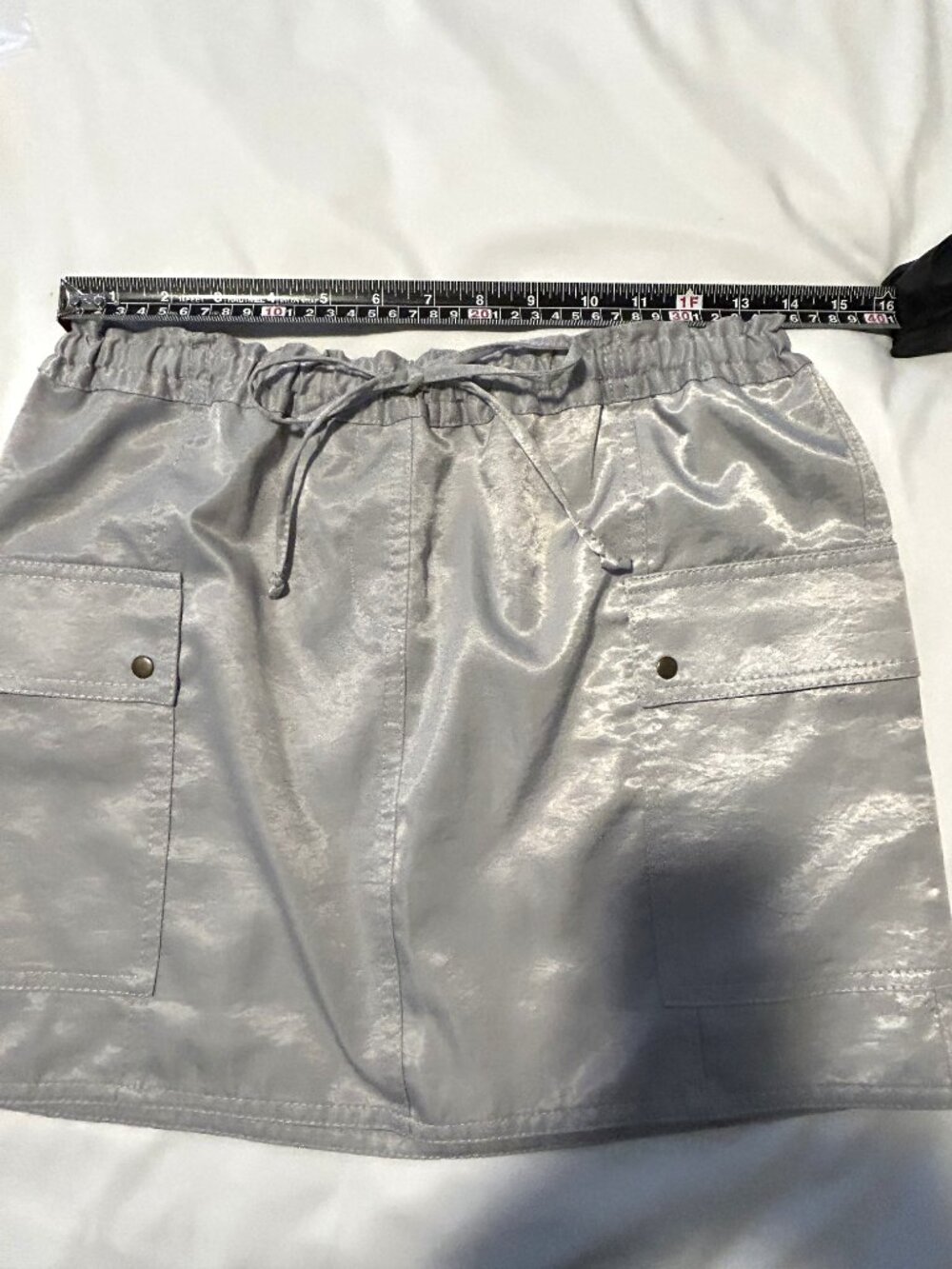Express metallic gray satin mini cargo skirt, size M - Picture 4 of 4